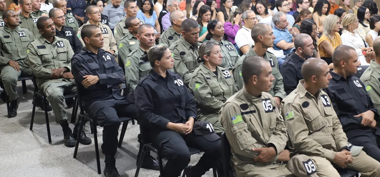 Formandos no III Curso de Operações da Forca Integrada de Segurança Pública