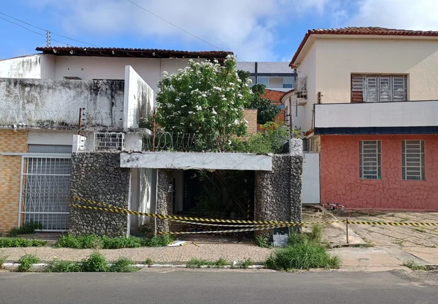 Homem tenta arrombar loja no centro de Teresina e morre eletrocutado