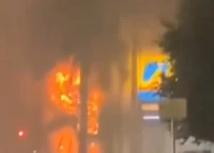 Incêndio atinge pousada e deixa 10 pessoas mortas