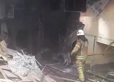 Incêndio destruiu boate em Istambul