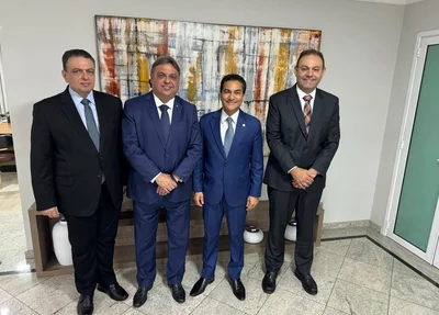 Jeová Alencar e Gessivaldo Isaías com Marcos Pereira e Júlio Arcoverde