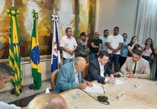 Lançamento oficial do concurso da FMS pelo prefeito Dr. Pessoa