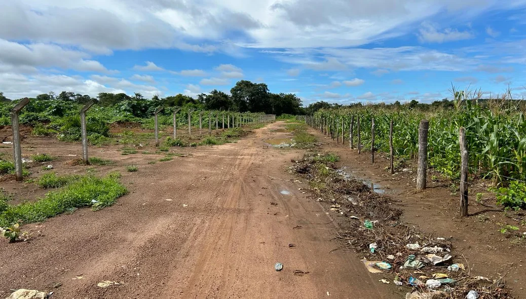 Lixão a céu aberto em Lagoa do Sítio