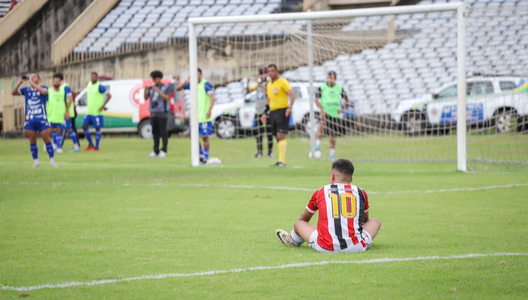 Mateus Sabiá, meia do River