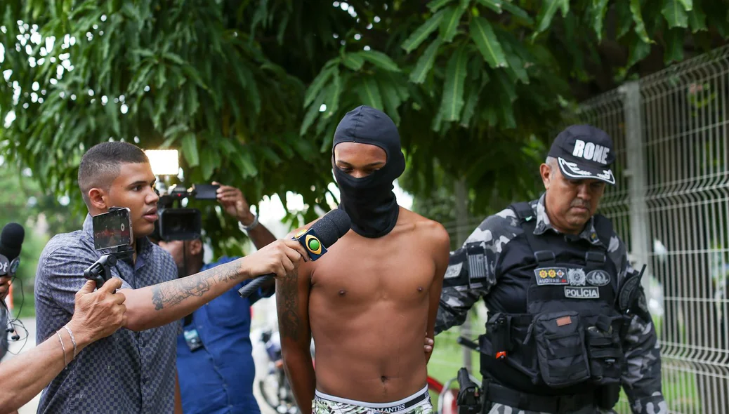 Menor de idade apreendido acusado de matar pai e filha na zona sul de Teresina
