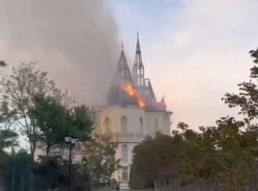 Míssil da Rússia destrói “Castelo de Harry Potter” na Ucrânia