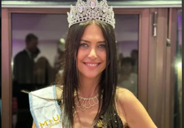 Modelo de 60 anos vence concurso de beleza na Argentina