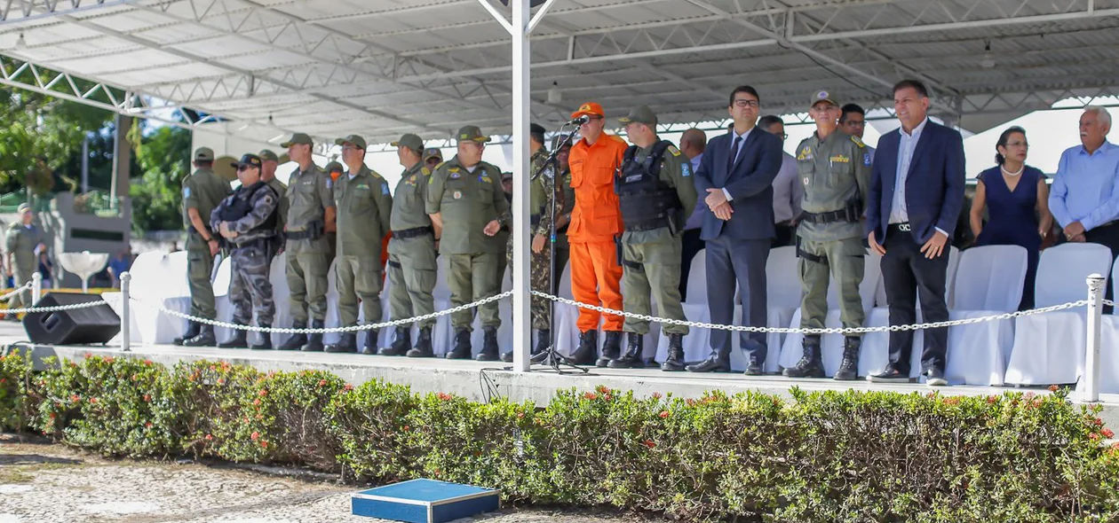 No Quartel do Comando-Geral