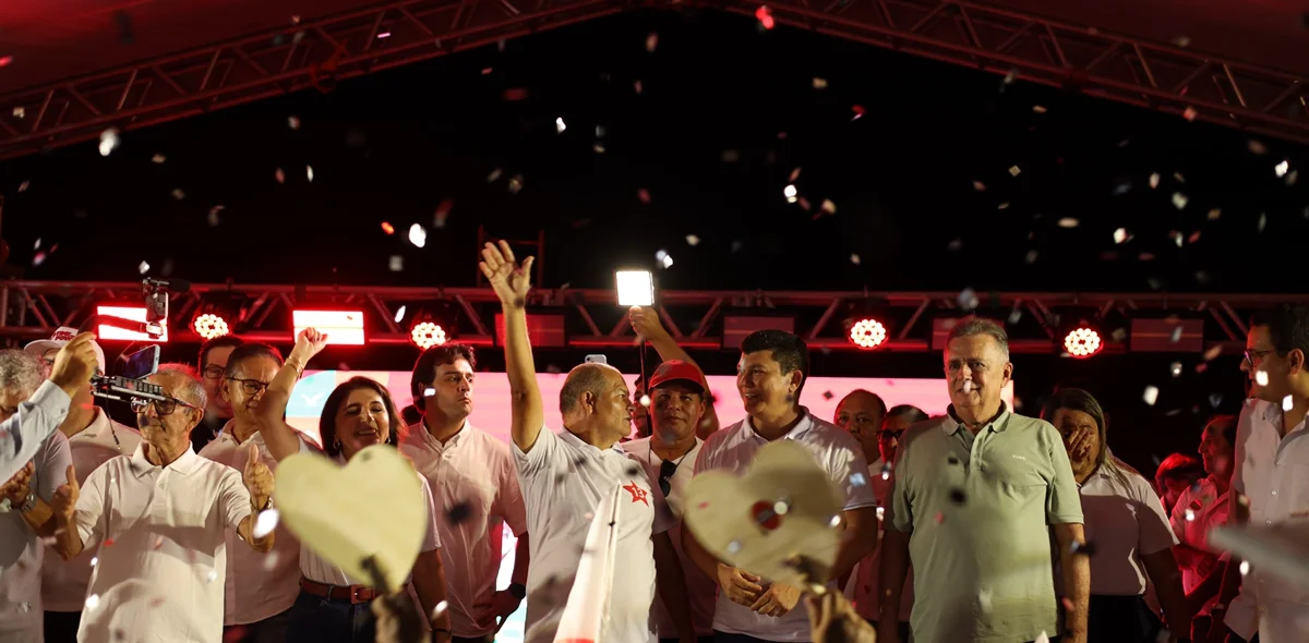 O evento ocorrreu na noite de sábado (06)