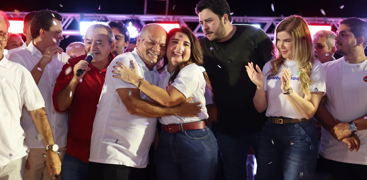 Ocorreu também o ato de filiações partidárias de partidos