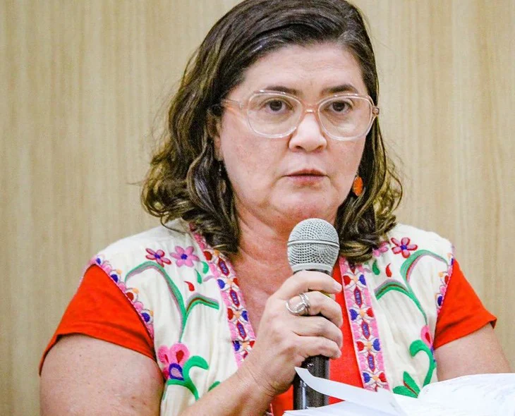 Patrícia Vasconcelos é pré-candidata a prefeita em Batalha está entre os inelegíveis do TCE