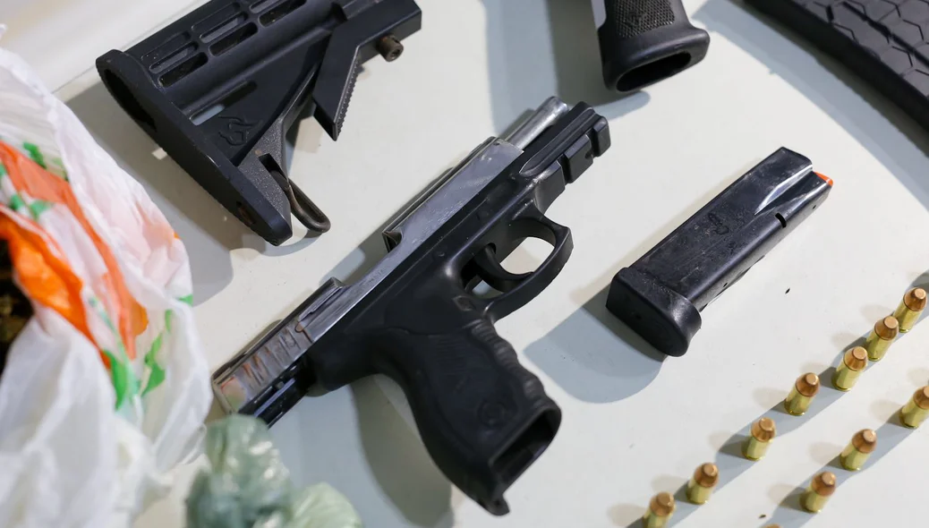 Pistolas apreendidas