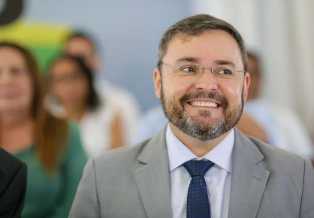 Pré-candidato a prefeito, Fábio Novo