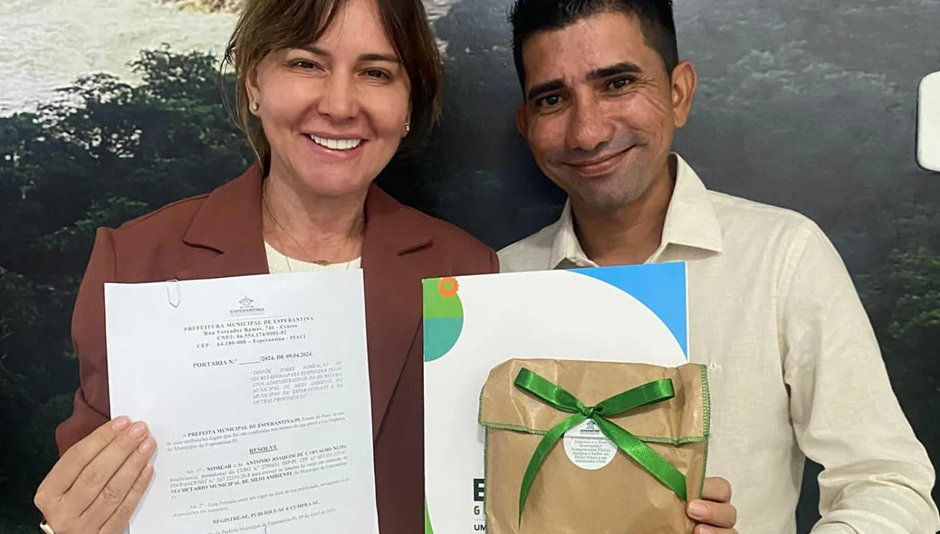 Prefeita de Esperantina durante as posses