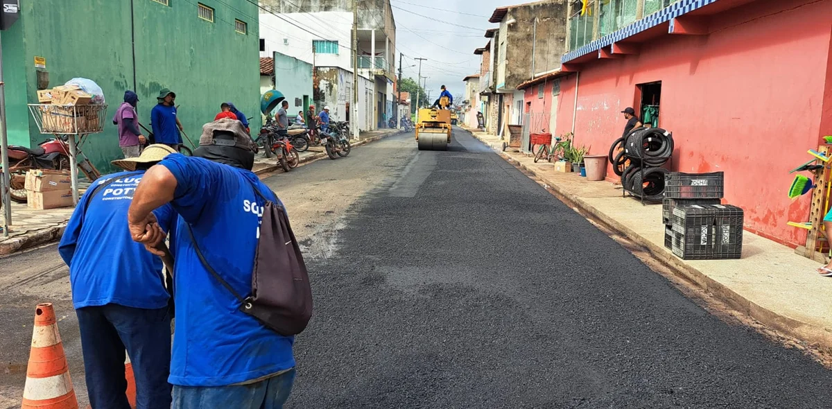 Prefeitura de São João do Piauí inicia pavimentação de ruas