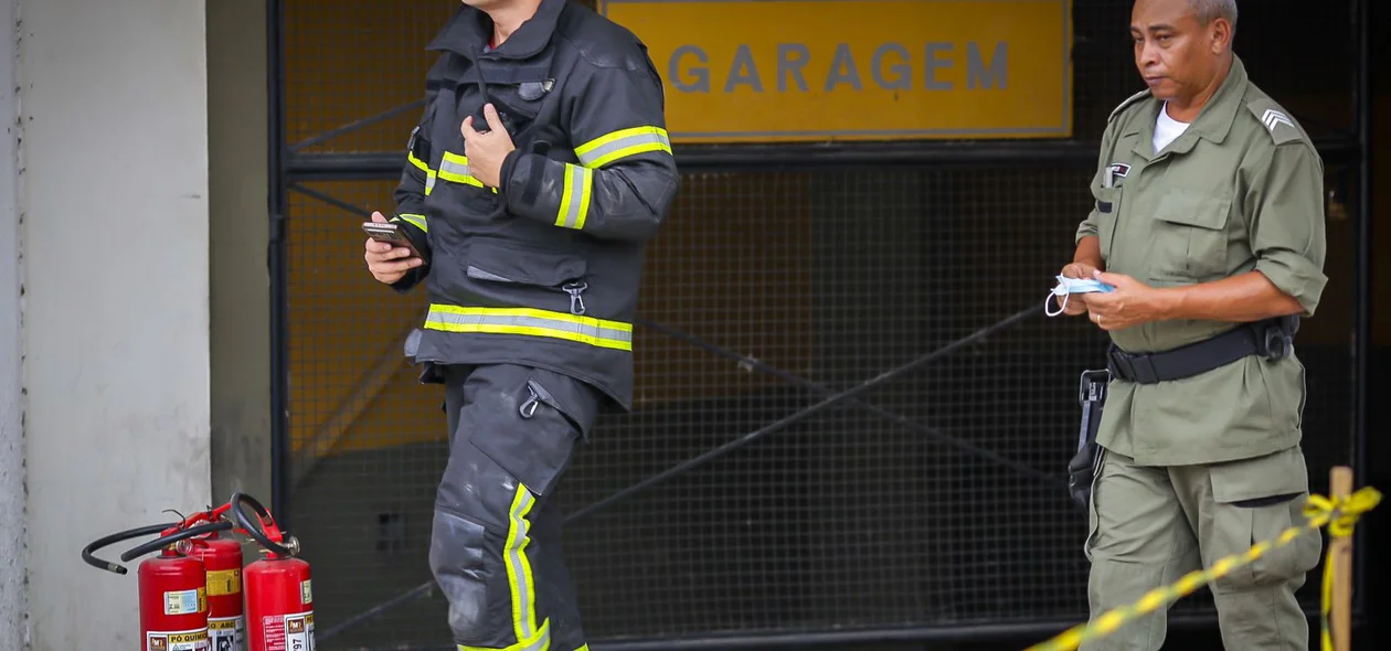 Princípio de incêndio atingiu a casa de força do prédio