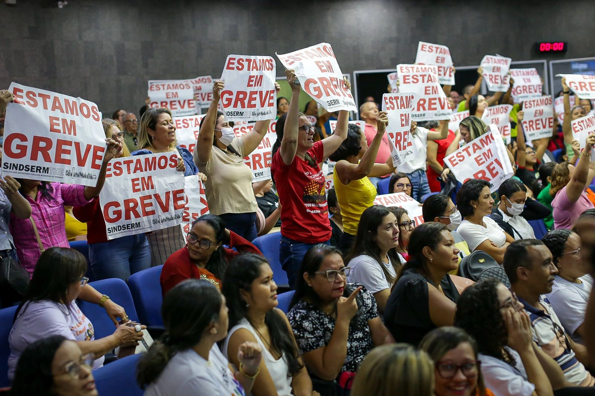 Professores na Câmara