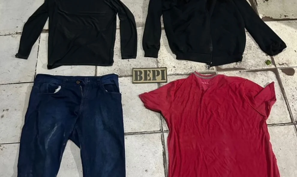 Roupas utilizadas pelos bandidos no arrastão