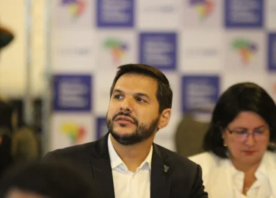 Secretário Washington Bandeira discute Plano Nacional de Educação em Brasília