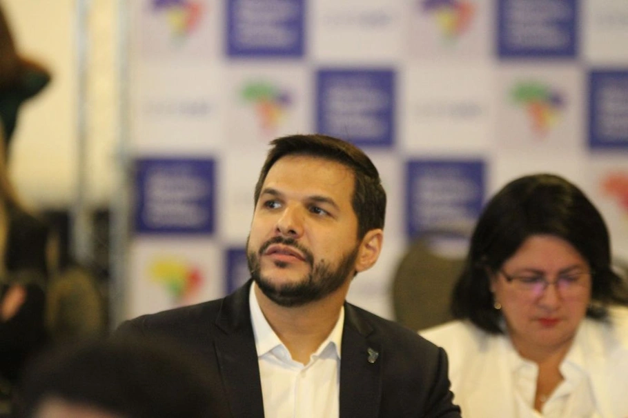 Secretário Washington Bandeira discute Plano Nacional de Educação em Brasília