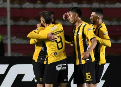The Strongest é superior e derrota Grêmio na Libertadores