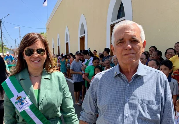 Themístocles Filho e Ivanária Sampaio