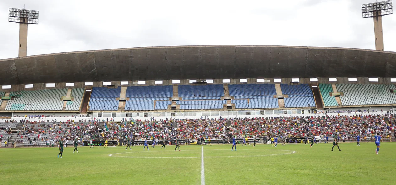 Torcida atendeu ao chamado dos clubes para a final do Piauiense