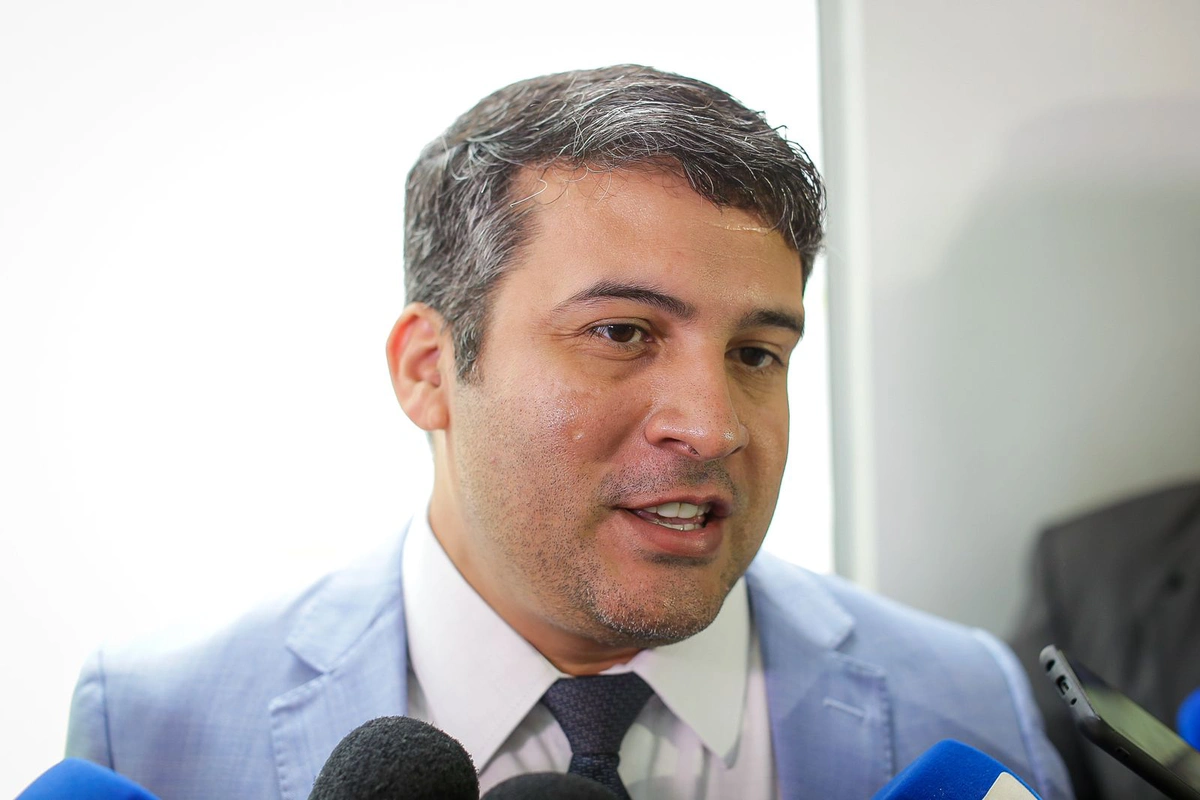 Vereador Deolindo Moura foi contra manutenção do veto