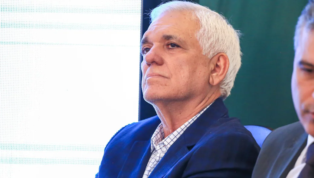 Vice-governador Themístocles Filho