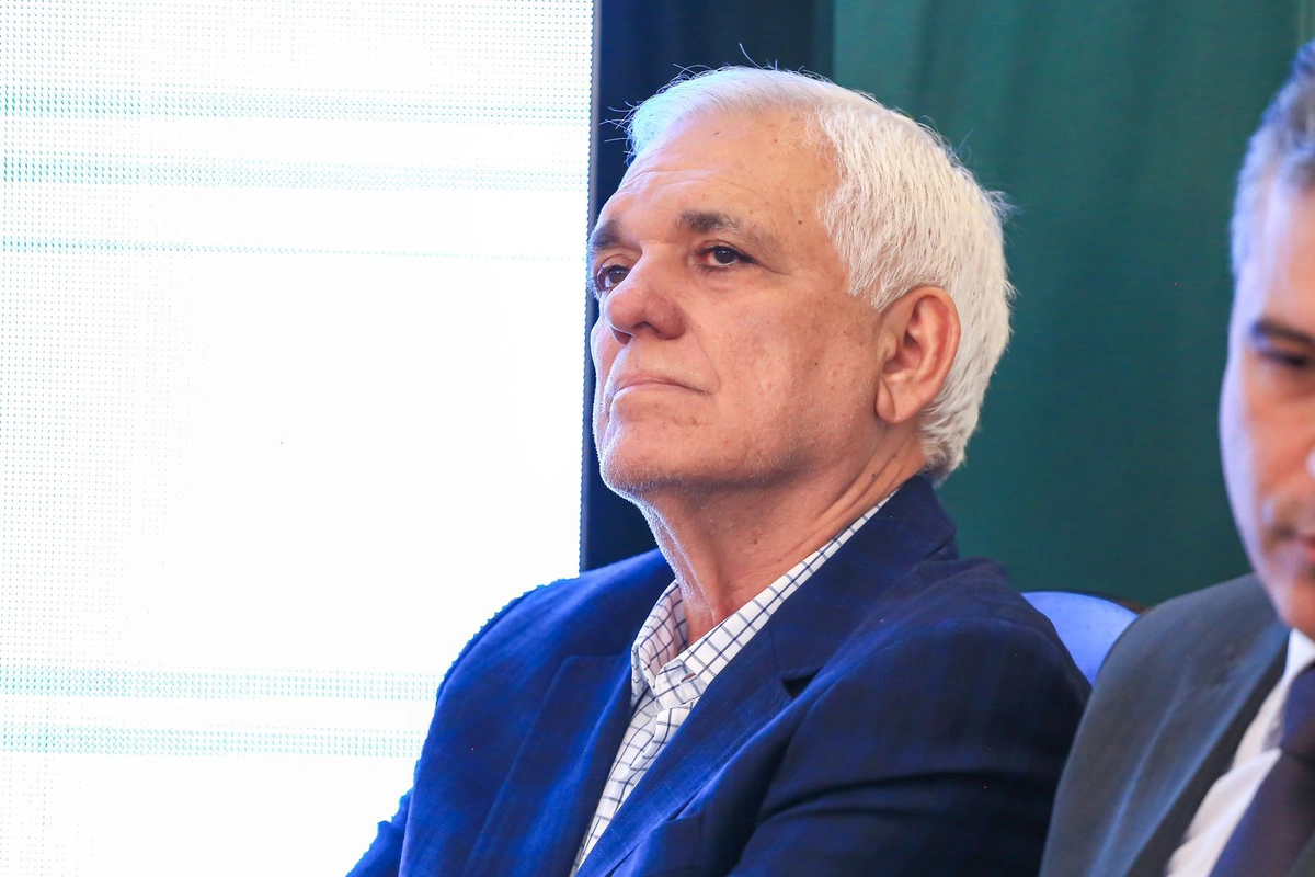 Vice-governador Themístocles Filho