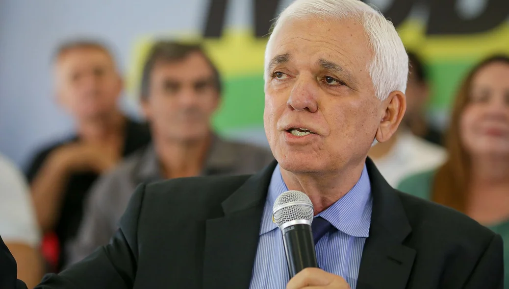 Vice-governador Themístocles Filho
