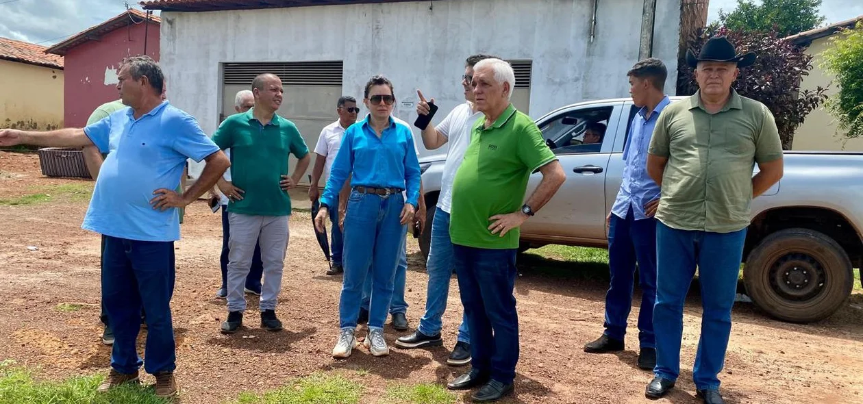 Visita técnica ao local onde funcionará a nova Estação de Tratamento de Esgotos de Esperantina (ETE)