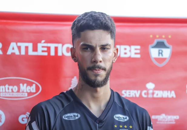 Vital, zagueiro do River