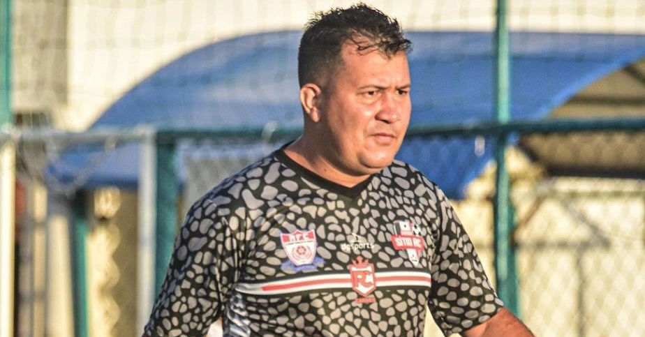 Alajohny Silva, técnico do Tiradentes