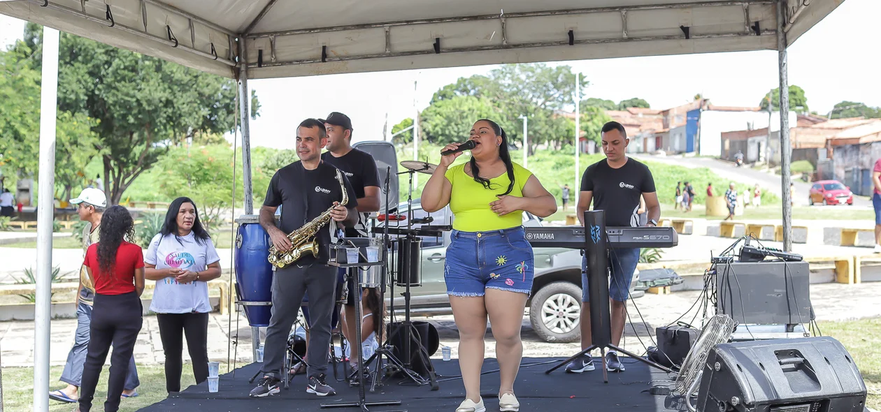 Banda animou os moradores