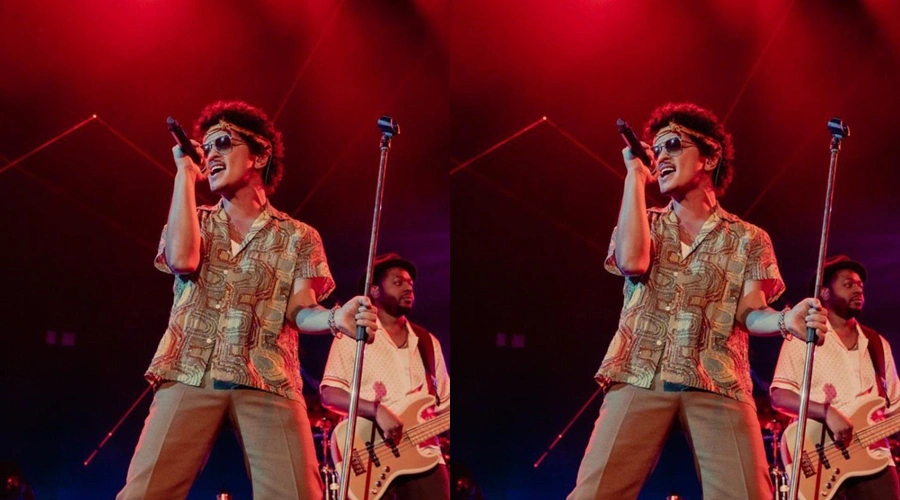 Bruno Mars durante apresentação no Festival The Town 2023