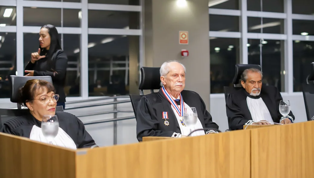 Cerimônia ocorreu no Palácio da Justiça
