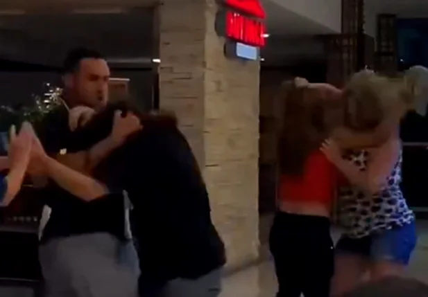 Confusão no Shopping Recife