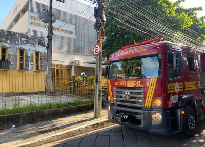 Corpo de Bombeiros no local