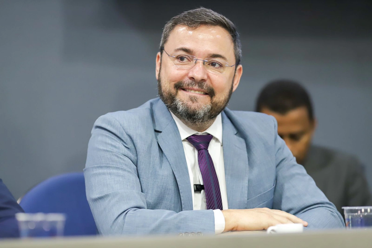 Deputado estadual Fábio Novo (PT) em solenidade na Câmara Municipal de Teresina