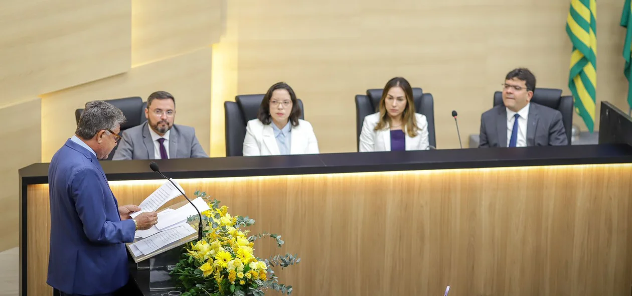 Deputado João Mádison, propositor da homenagem
