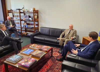 Encontro de deputados com embaixador do Uruguai