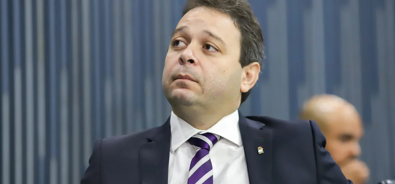 Evandro Hidd (PDT), vereador proponente da honraria para Carlos Lupi