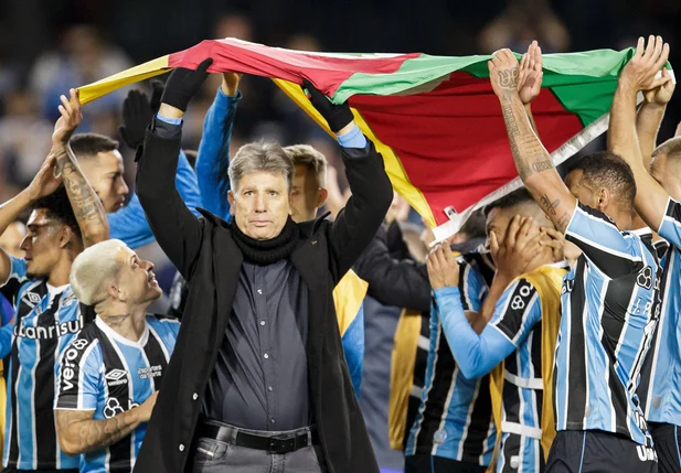Grêmio retornou aos gramados e vence o The Strongest por 4 a 0