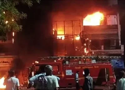 Incendio atinge hospital infantil na Índia