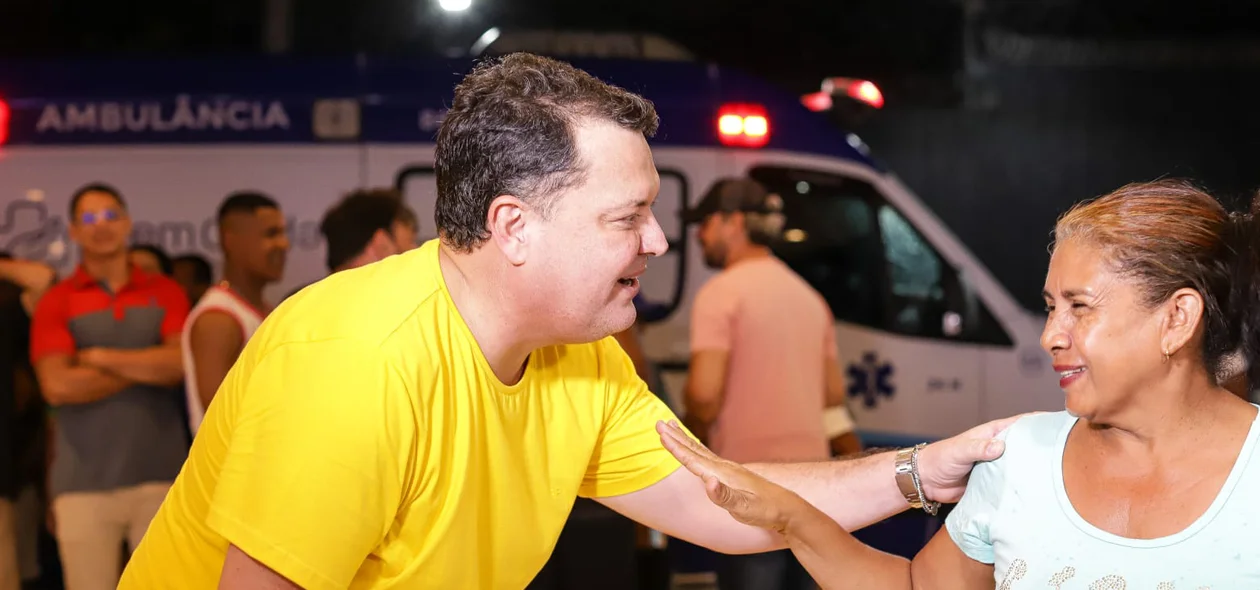 Marquinho Maia com apoiadores