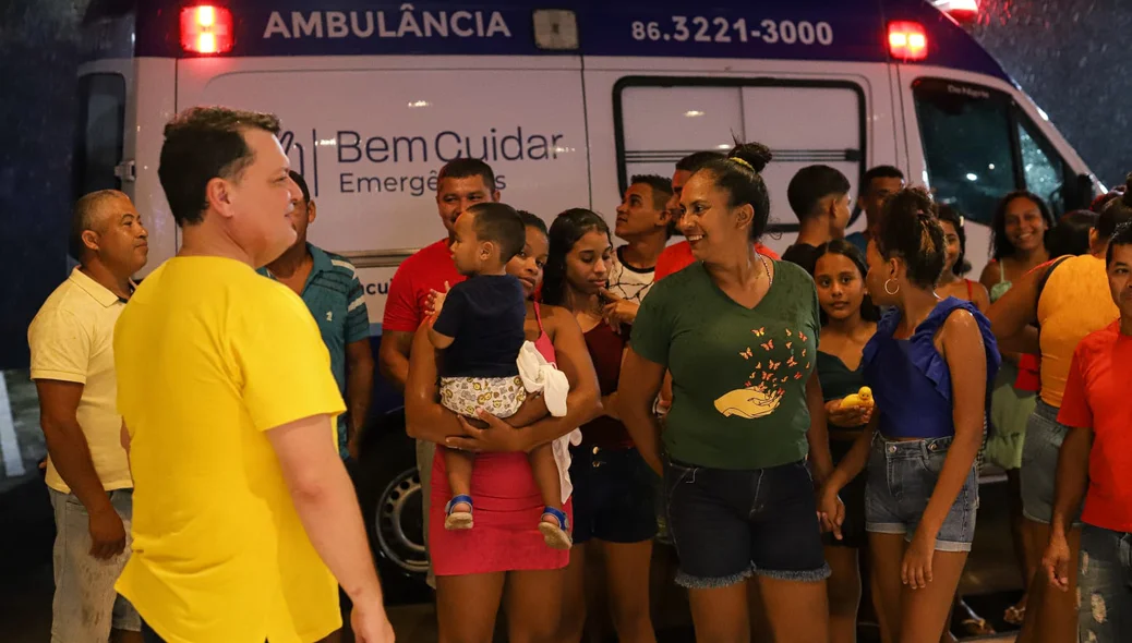 Marquinho Maia e apoiadores