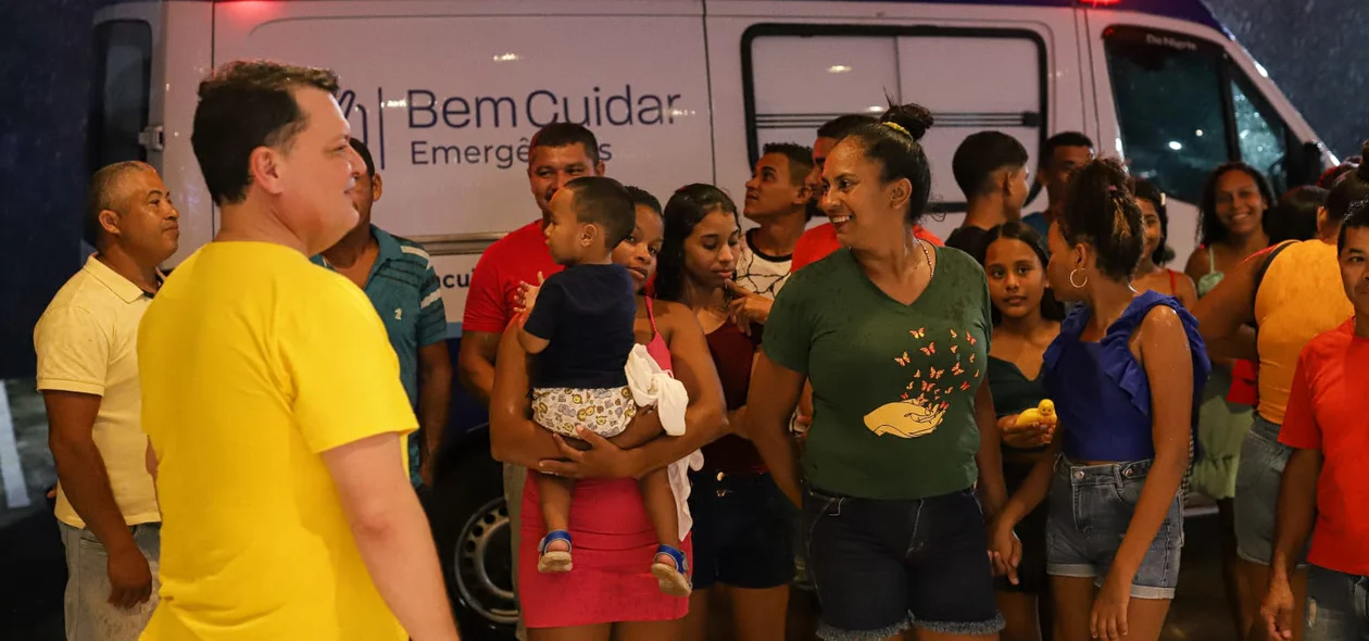Marquinho Maia e apoiadores