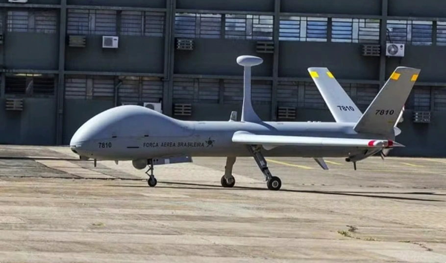 Modelo de drone utilizado é um RQ-900 Hermes