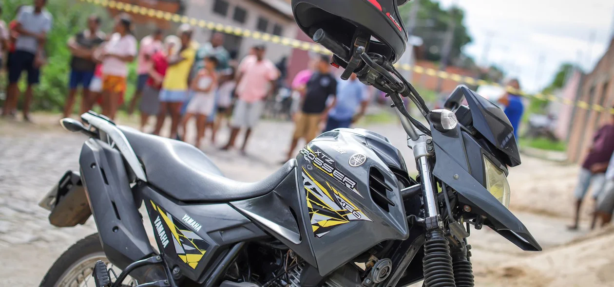 Moto do trabalhador assassinado no Angelim em Teresina